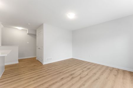 For Lease - 1023 Creekway Private, Kanata, Ontario - Photo 4