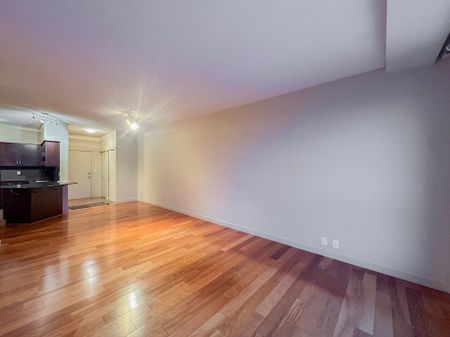 Haysboro Condo With In Suite Laundry | Underground Parking | All Utilities Included - Photo 2