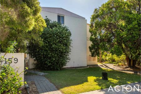 Modern Living in the perfect Location! - Photo 4