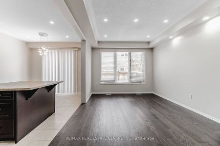 For Lease - 989 Farmstead Drive, Milton, Ontario - Photo 2