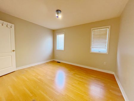 For Lease - 28 Barnstone Drive, Markham, Ontario - Photo 4