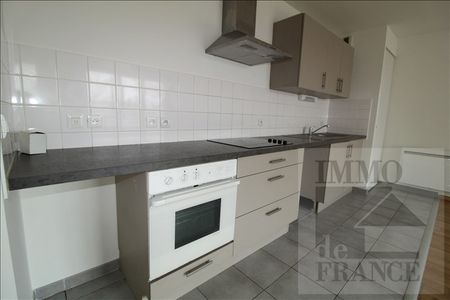 Location Appartement 3 pièces 71m² - Photo 4