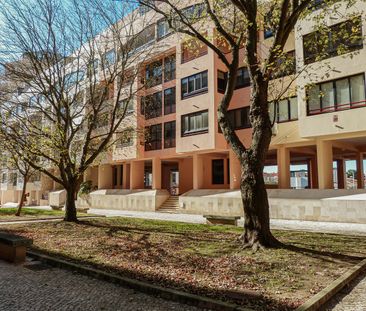 Apartamento T2 Mobilado para arrendar em Cascais, Vista Mar - Photo 3