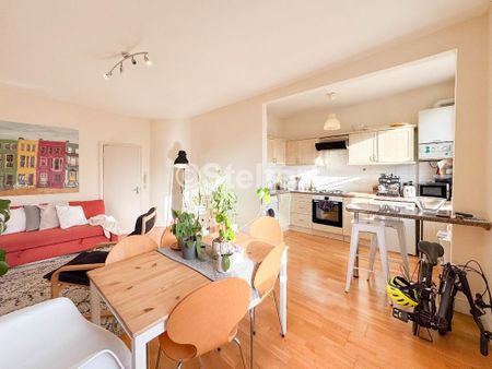 2 bedroom flat to rent - Photo 2