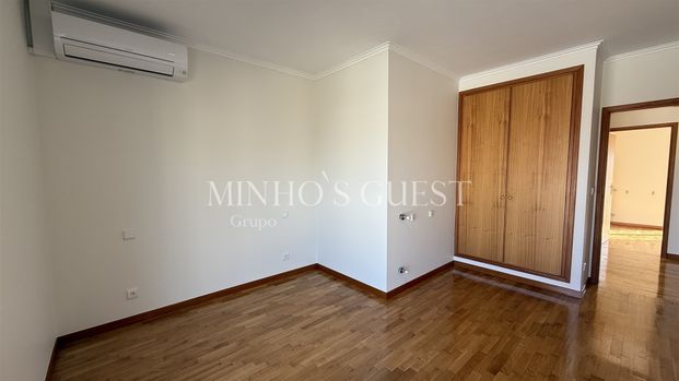 Moradia T3 em Braga - Foto 1