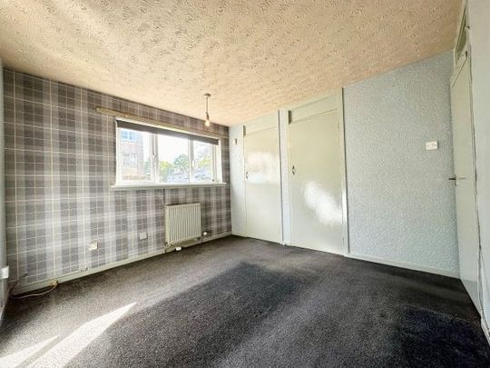 Loch Shin, Glasgow, G74 - Photo 1