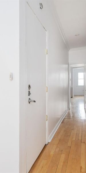 2 CH - 1 SDB - Westmount - $1,749 /mo - Photo 1