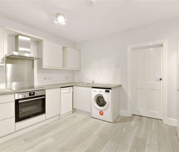 A well presented 2/3 bedroom split level apartment within the heart... - Photo 4
