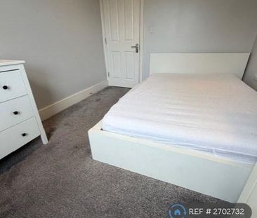 1 bedroom in a house share to rent - Photo 5