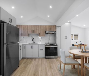 For Lease - 338 Old Mosley Street Unit# Unit 3, Wasaga Beach, Ontario - Photo 1