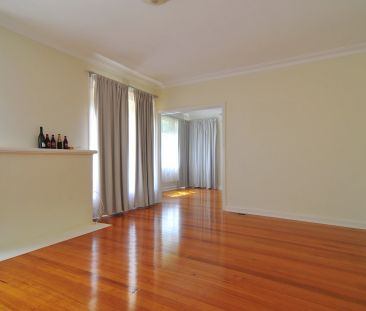 Family Home in Sought After Location! - Photo 2
