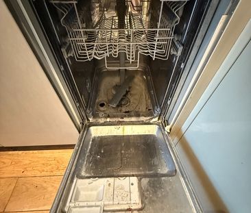 2 Bed Flat, Rathbone Market, E16 - Photo 5