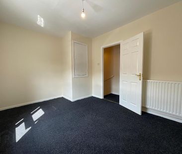 15 Enfield Parade, Belfast, BT13 3DX - Photo 2