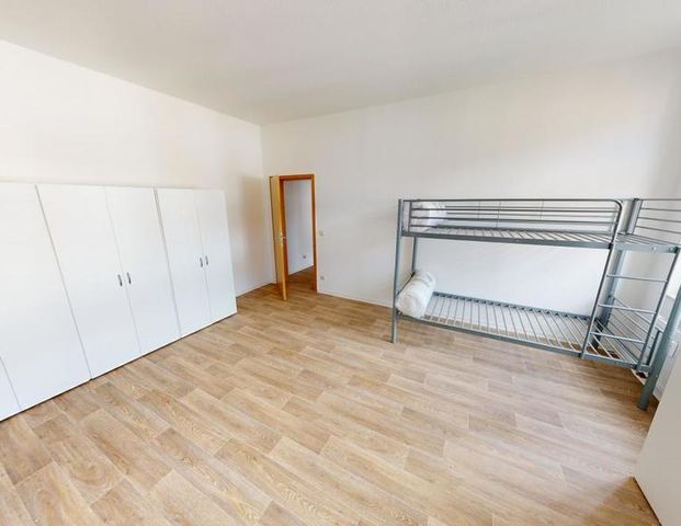 Großzügige 3-Raum-Wohnung mit Möblierung - Photo 1