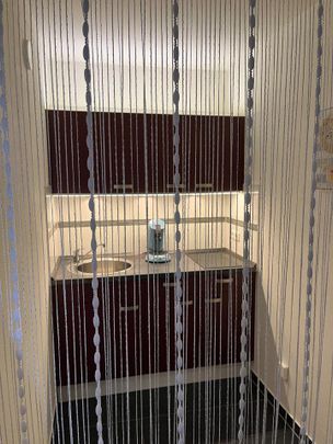 Modern möbliertes Studio mit Balkon/Keller/ Tiefgarage MH-Broich - Foto 1