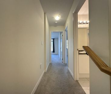 For Lease - 40 Zinfandel Drive Unit# 22, Hamilton, Ontario - Photo 3