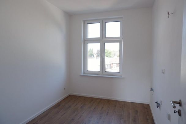 Erstbezug: Sanierte 2 Zimmer mit Balkon in Schkopau - Foto 1