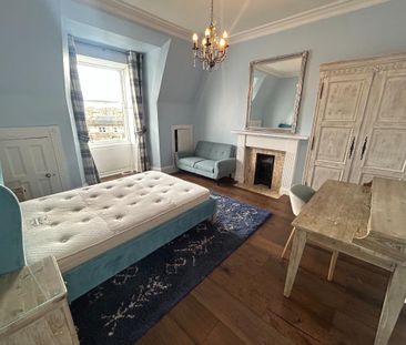 3 bedroom flat to rent - Photo 6