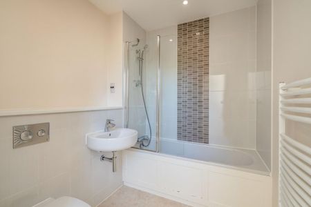 2 bedroom flat to rent - Photo 3