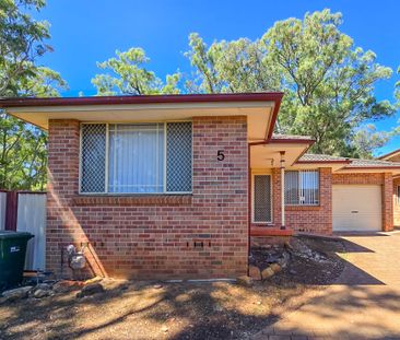 Modern Comfort and Convenience in the Heart of Ingleburn - Photo 4