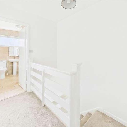 Wordsworth Close, Chelston, Torquay, TQ2 - Photo 1