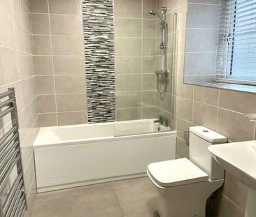 2 bedroom apartment to rent - Photo 6
