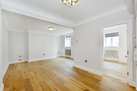 Townshend Court, Mackennal Street, NW8 - Photo 2