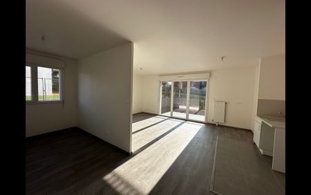 Location Appartement 2 pièces 58 m² Louviers - Photo 3