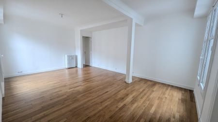location Appartement T3 DE 83m² À PARIS - Photo 3