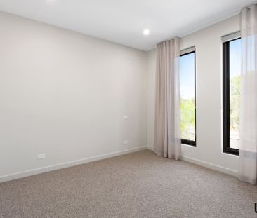 2/18 Leon Avenue, Rosanna - Photo 4