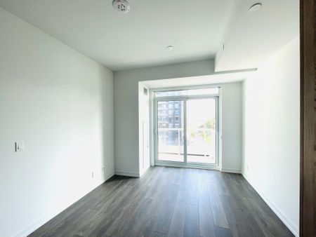 For Lease - 8 Beverley Glen Boulevard Unit# 708, Vaughan, Ontario - Photo 4