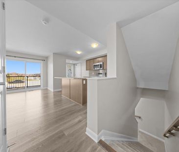 For Lease - 709 Amberwing Private Unit# B, Orleans - Cumberland and... - Photo 2
