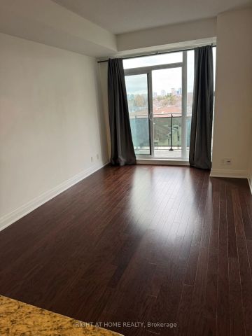 520 Steeles Avenue W #702 - Photo 2