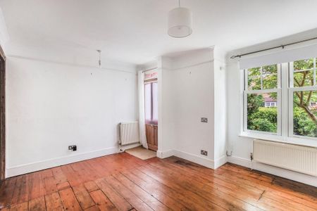 3 bedroom semi-detached house to rent - Photo 2