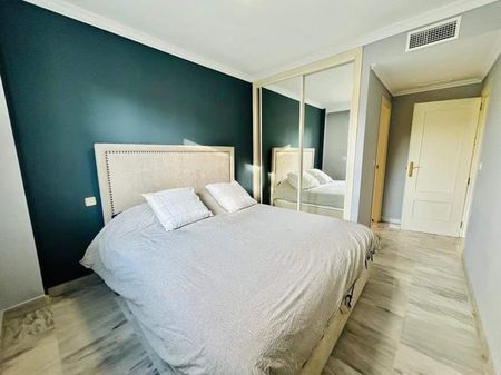 Apartamento de alquiler en Del Angel-nva Andalucia, 109, La Dama de Noche - La Alzambra - Photo 4