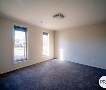 COMFORTABLE HOME IN PRIME LOCATION - Photo 6