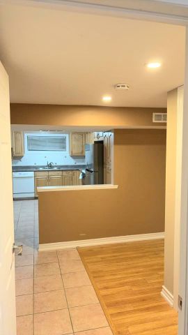 For Lease - 236 Woodale (Lower Lev) Avenue, Oakville, Ontario - Photo 3