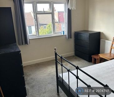 4 bedroom maisonette to rent - Photo 2