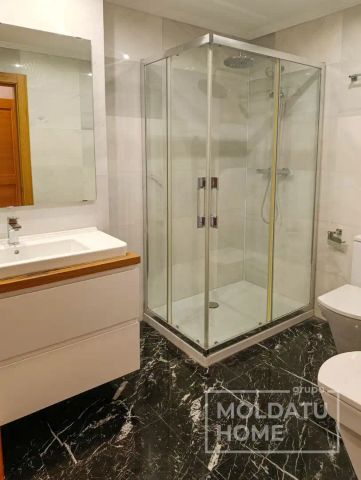 Piso de alquiler en Abandoibarra - Guggenheim - Photo 4