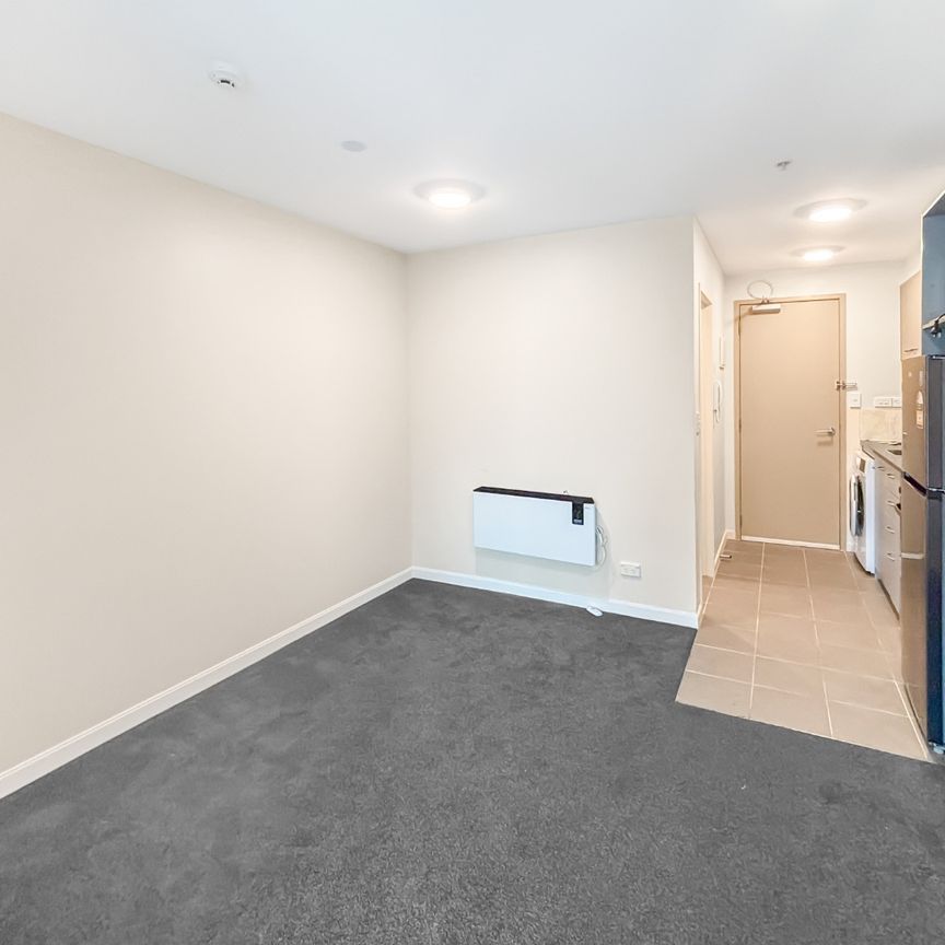 CITY CENTRE, 1 Bed + 1 Car park - Photo 1