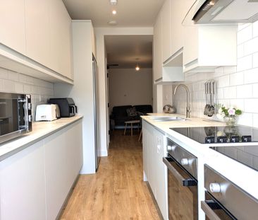 Off-Suite Room – Brand New House - Photo 3