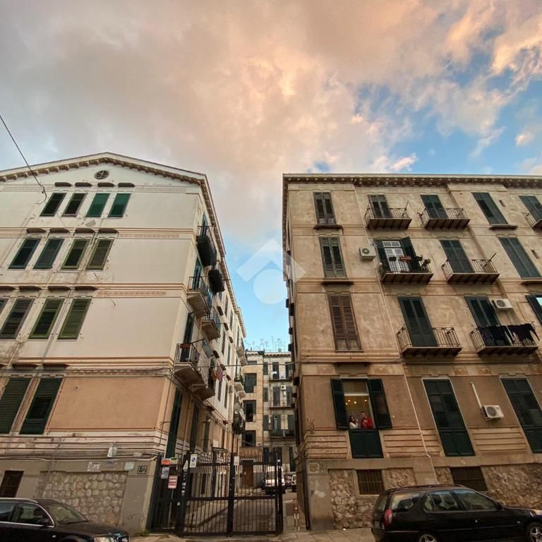 Bilocale in affitto - Photo 1