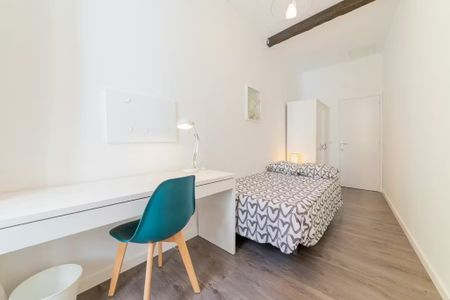 Carrer de Santa Teresa, Valencia, Valencian Community 46001 - Photo 4