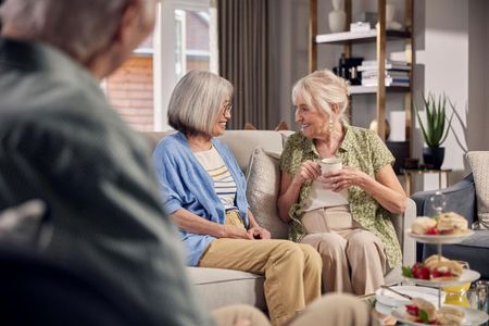 1 bedroom retirement property to rent - Photo 3