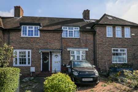Greenford Avenue, Hanwell, W7 - Photo 3