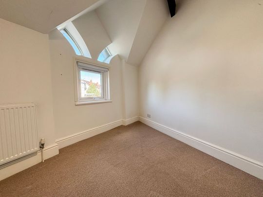 2 bed mid-terraced house to rent in Station Road, Kenilworth, CV8 - Photo 1