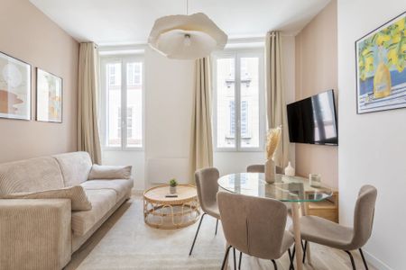 Location Appartement 2 pièces 28m² MARSEILLE 5ème - Photo 2