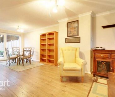 3 bedroom terraced house to rent - Photo 3