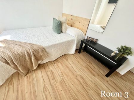 Calle Rubí, Sevilla, Andalusia 41009 - Photo 4