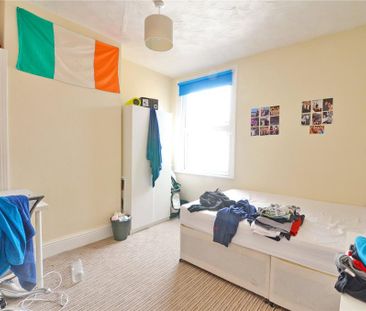 5 bedroom terraced house to rent - Photo 2